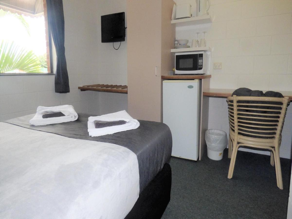 Banjo Paterson Motor Inn Townsville Exterior foto